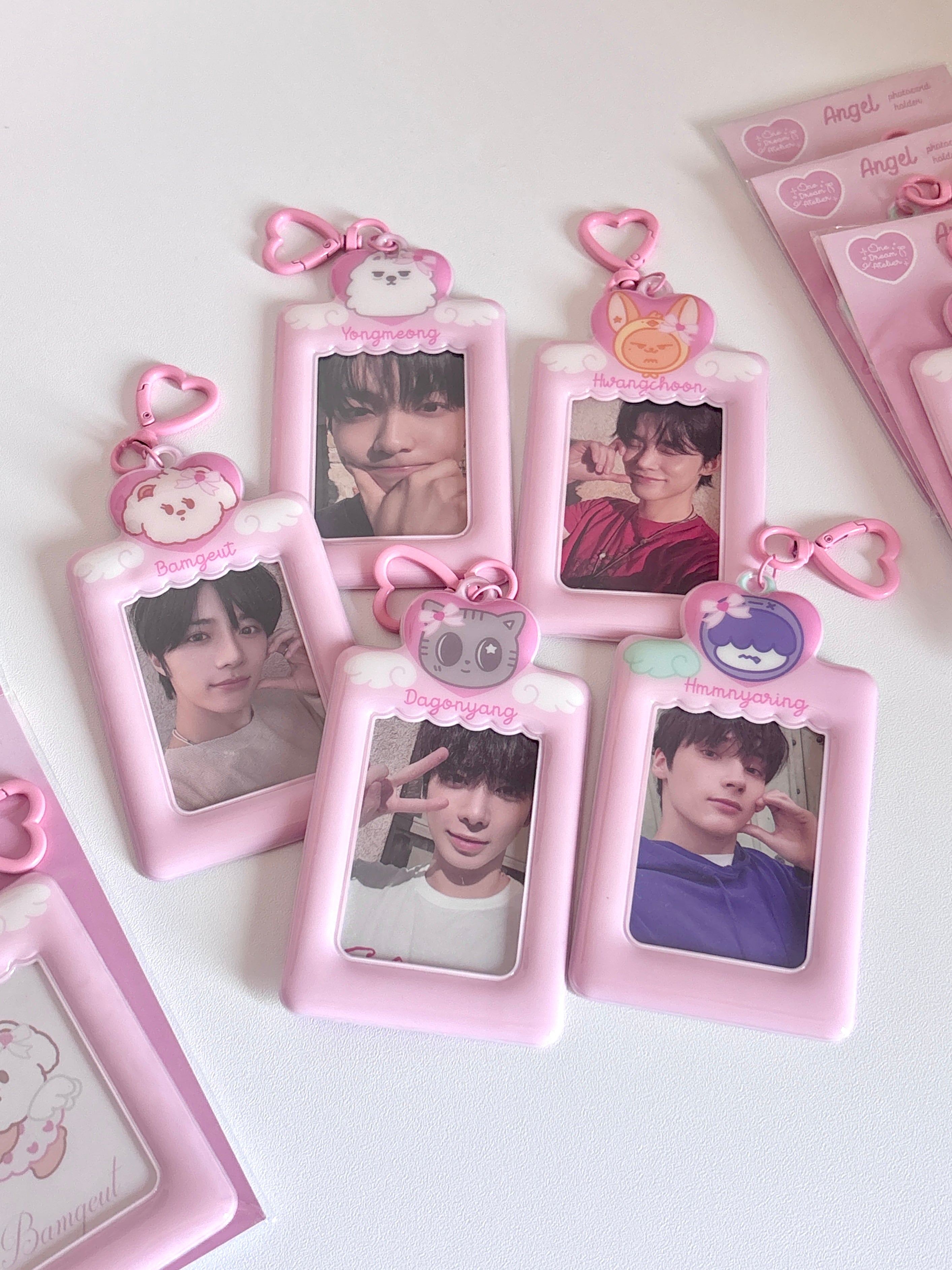Angel Pink Photocard holder – One Dream Atelier