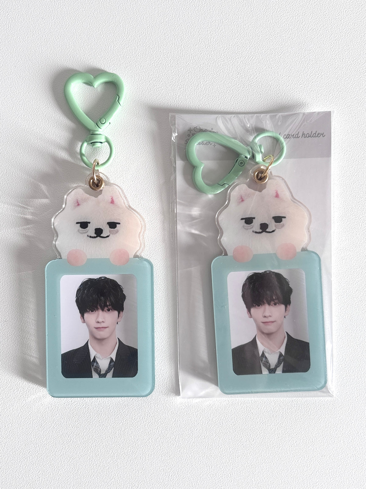 Mini ID photo holder keyring